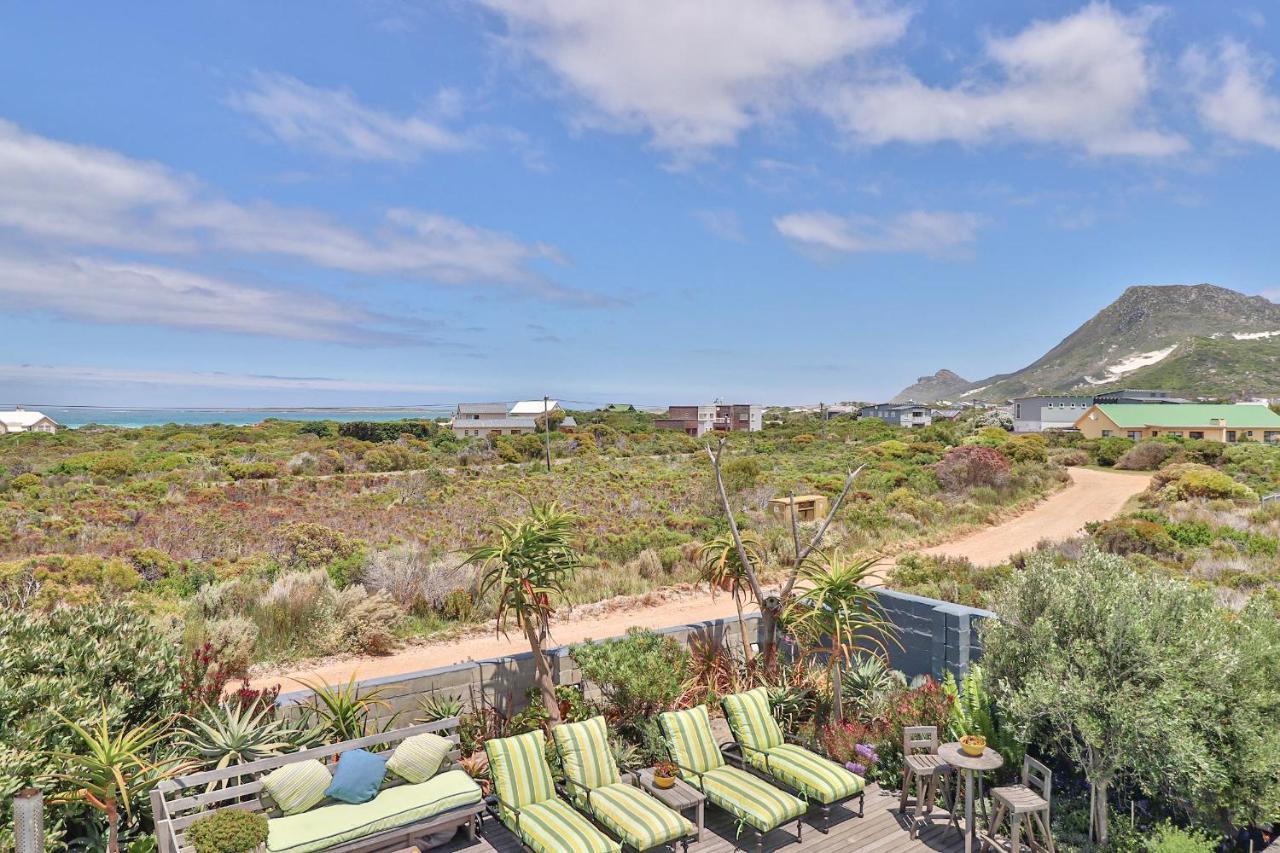 Stay At Friends Bettyʼs Bay Екстериор снимка