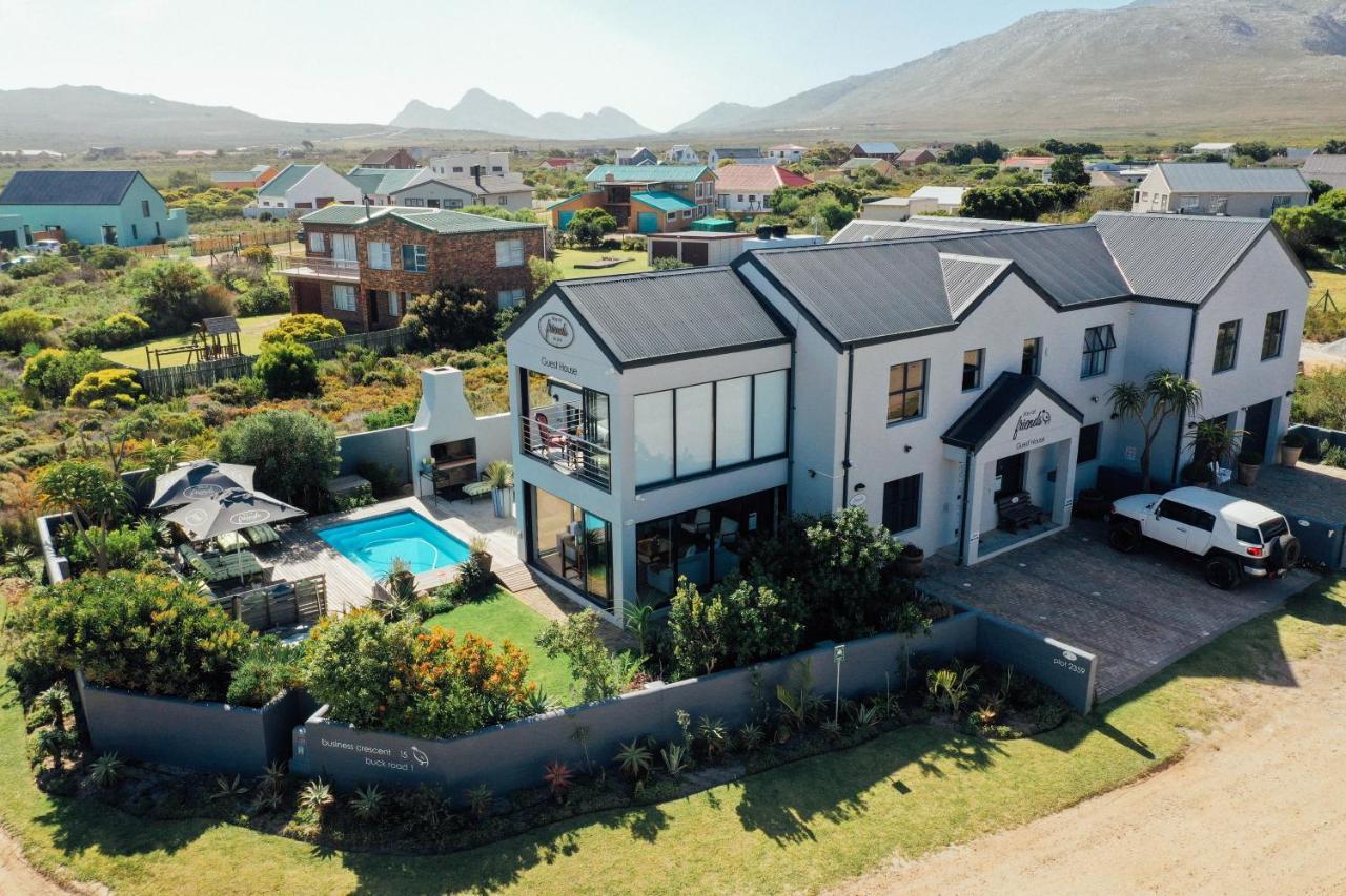 Stay At Friends Bettyʼs Bay Екстериор снимка