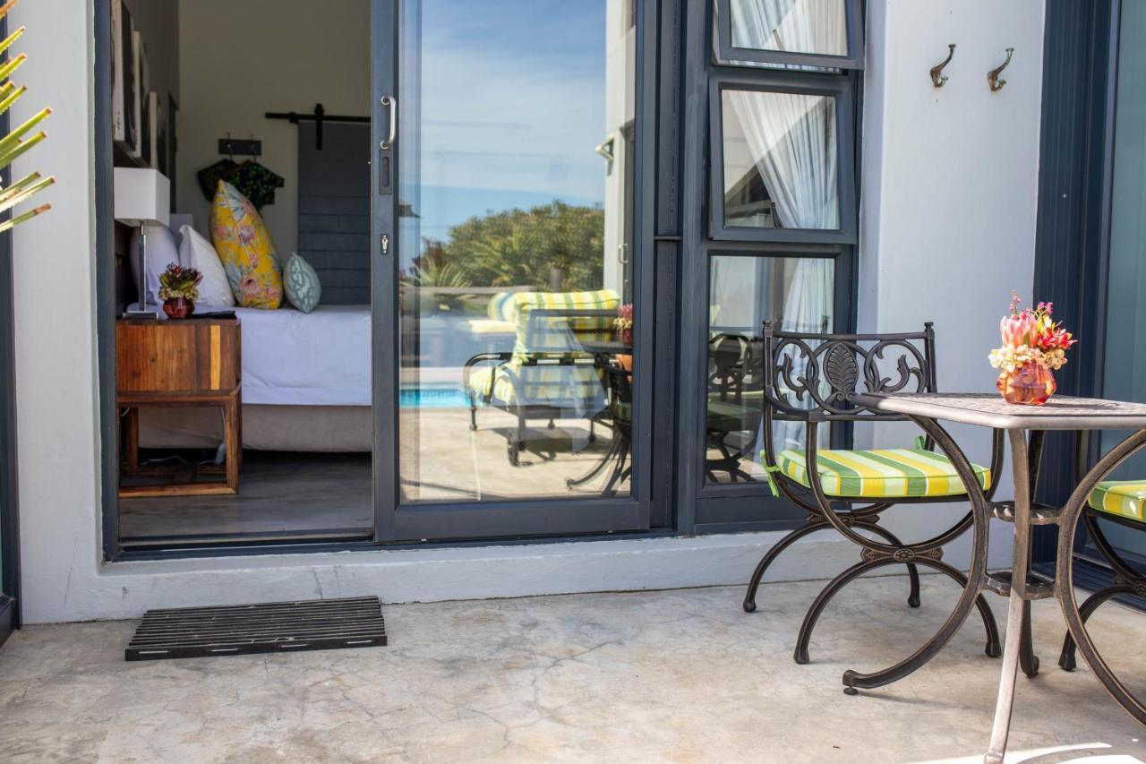 Stay At Friends Bettyʼs Bay Екстериор снимка