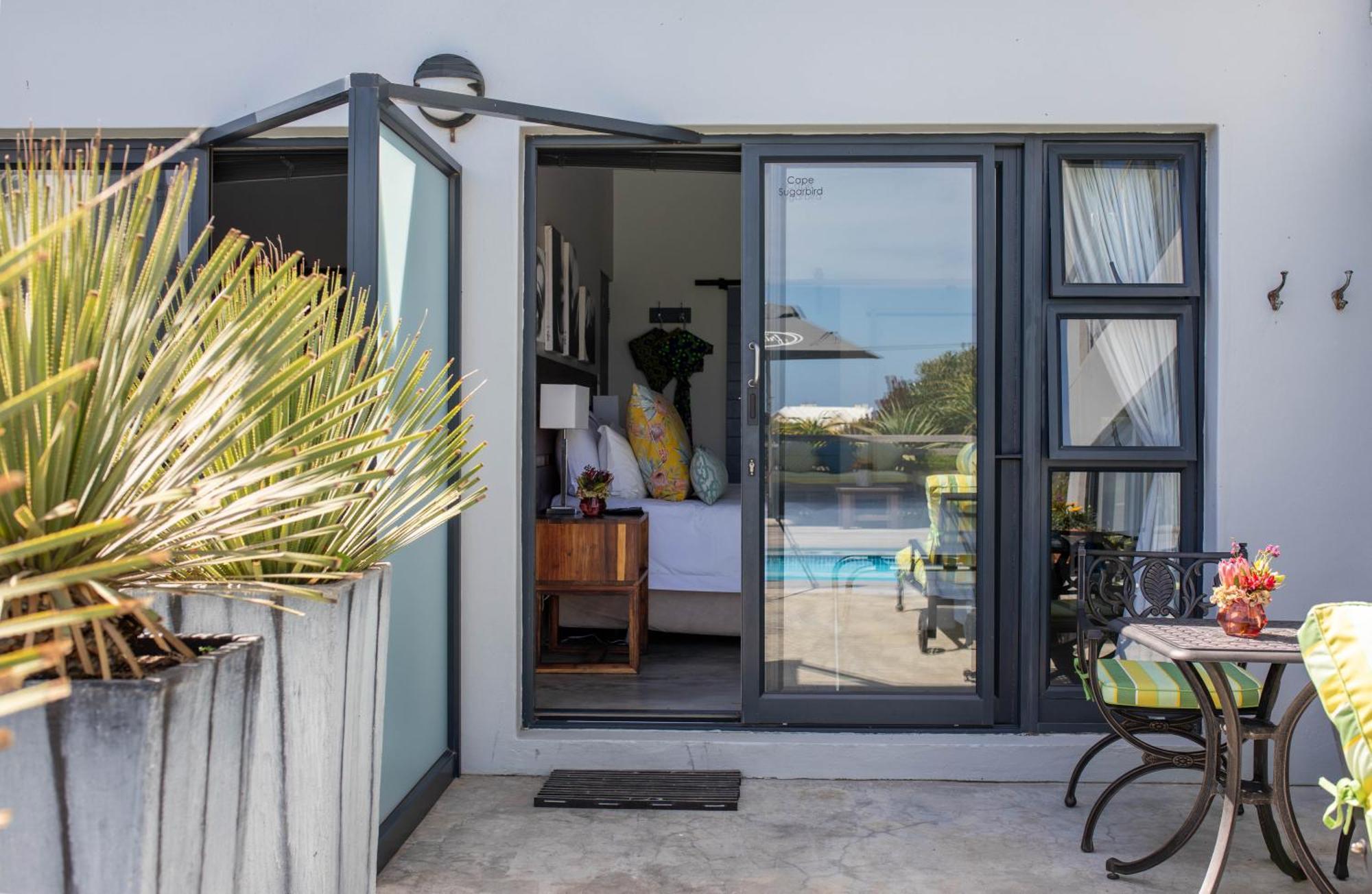 Stay At Friends Bettyʼs Bay Стая снимка
