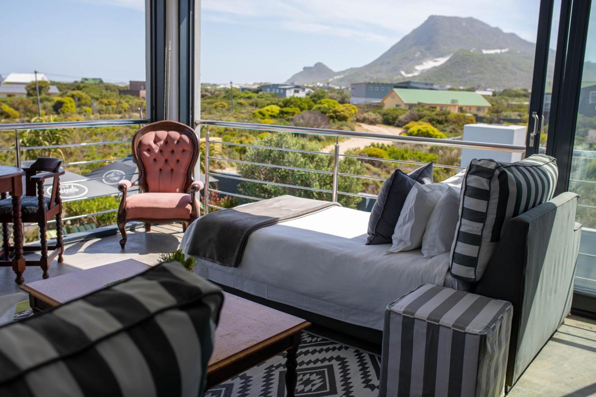 Stay At Friends Bettyʼs Bay Стая снимка