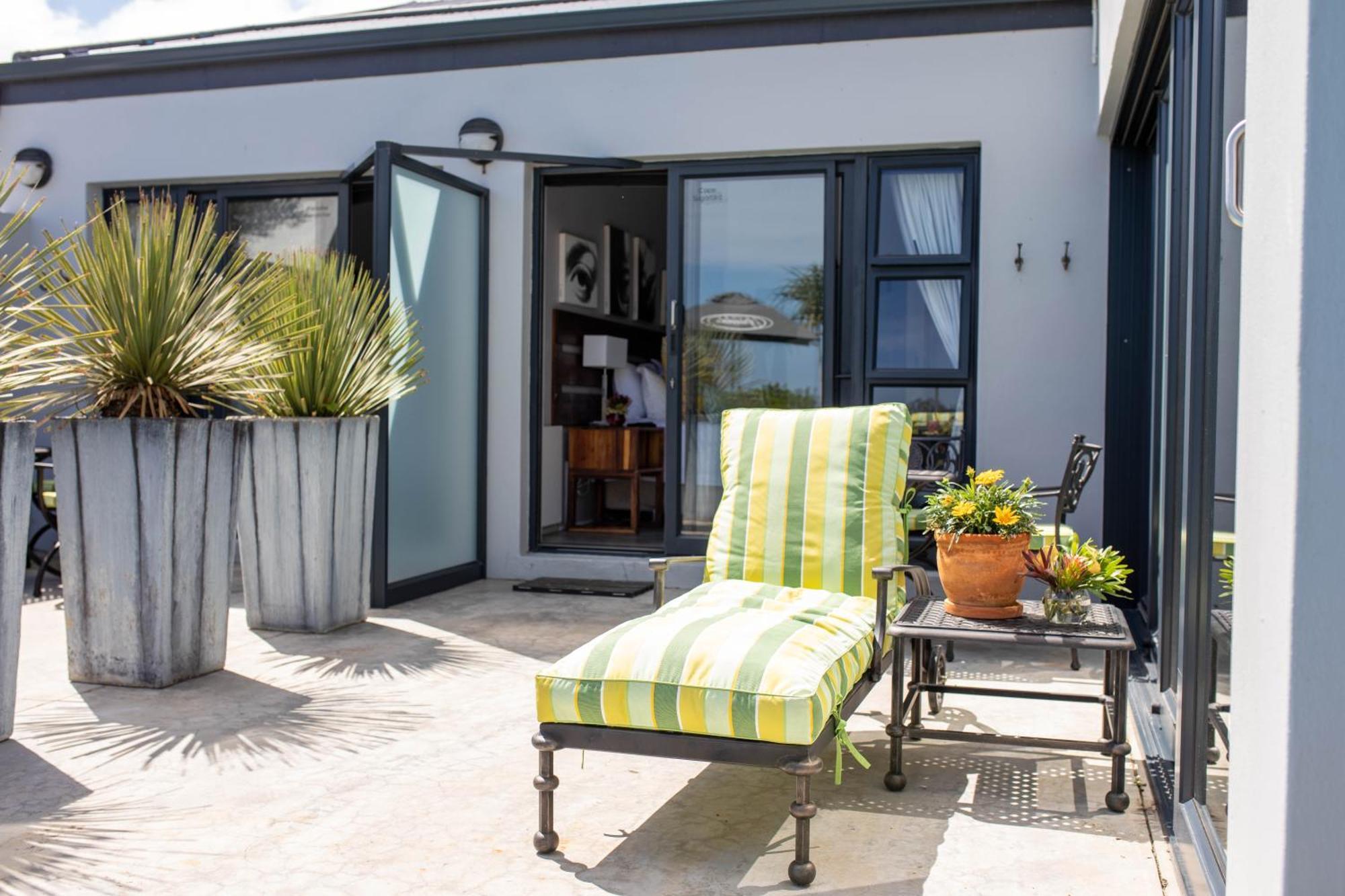 Stay At Friends Bettyʼs Bay Стая снимка
